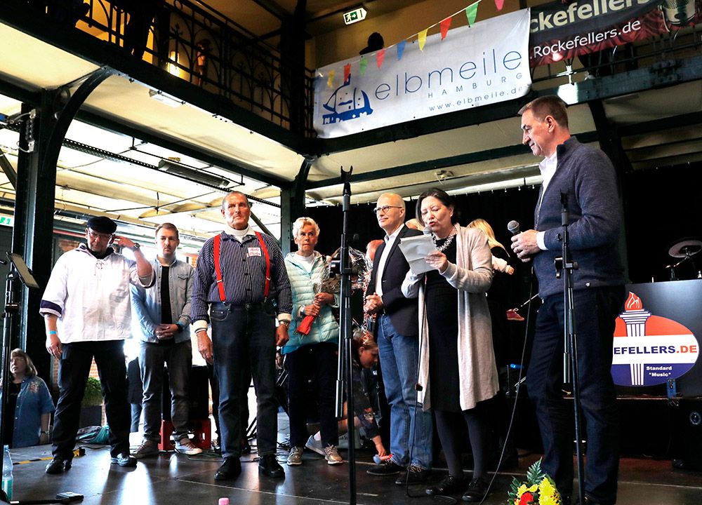Aale Dieter 5 Elbmeile - Aale Dieter - Fischauktionshalle