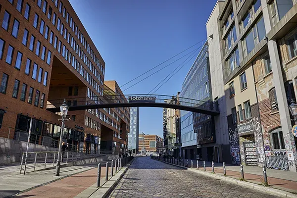 Elbmeile QR-Code 15 - Holzhafen-Brücke