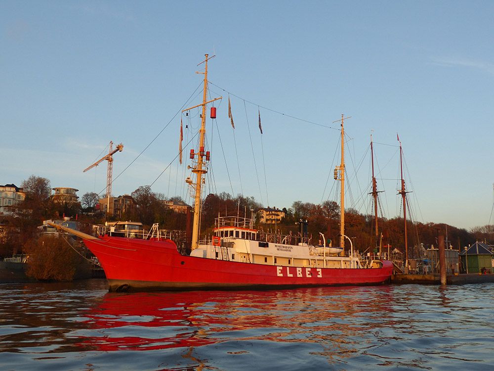 Feuerschiff ELBE 3 in Oevelgoenne Museumshafen