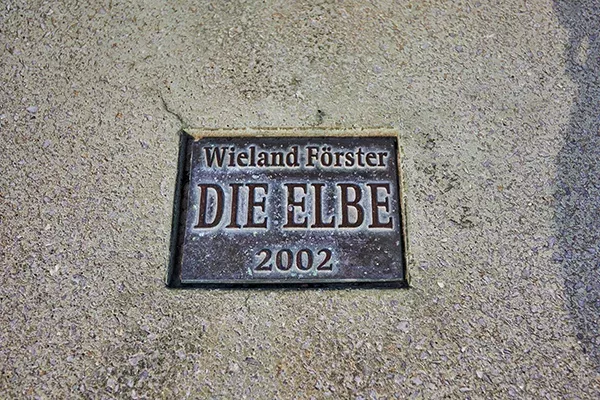 QR-Punkt 31 - Elbe von Wieland Förster