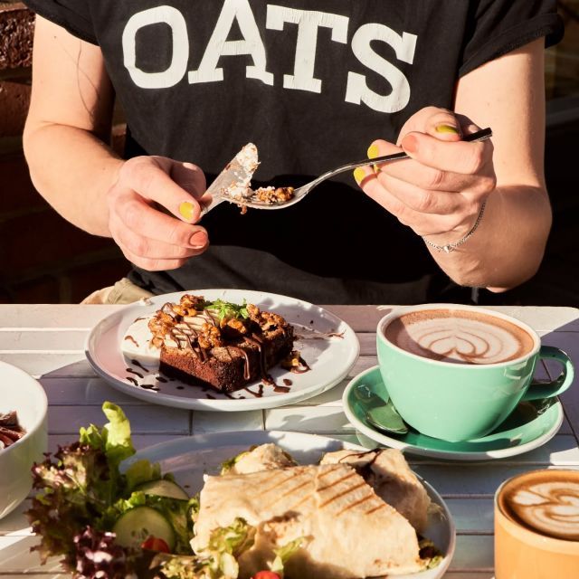 Cafe und Kuchen am Fischmarkt