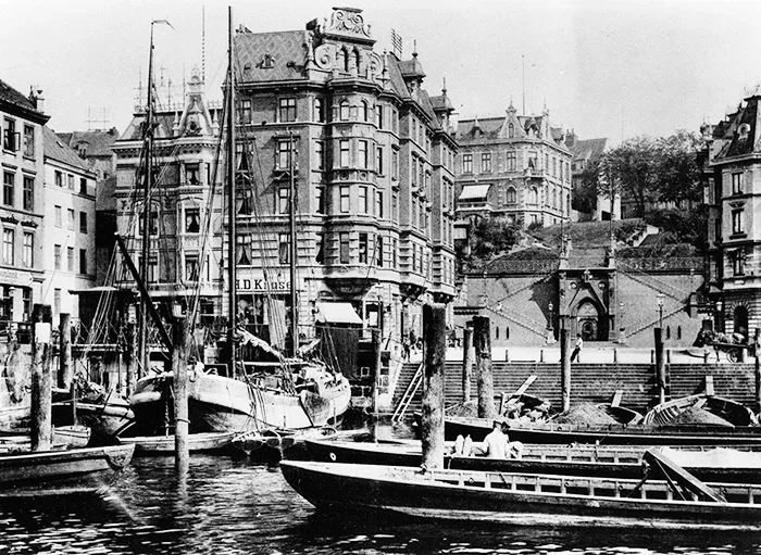 Köhlbrandtreppe - Elbmeile Hamburg
