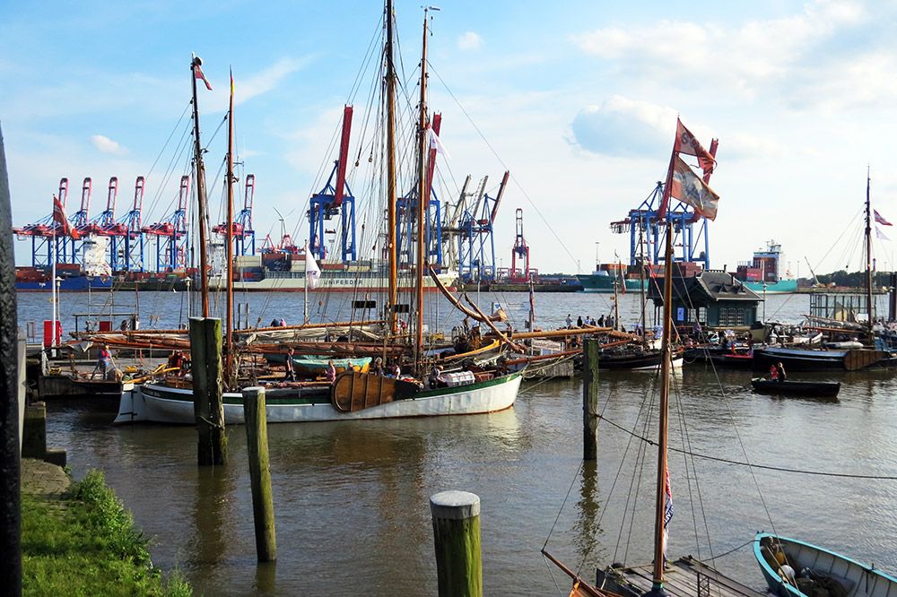 Museumshafen Oevelgoenne e.V. Bjoern-Nicolaisen elbmeile