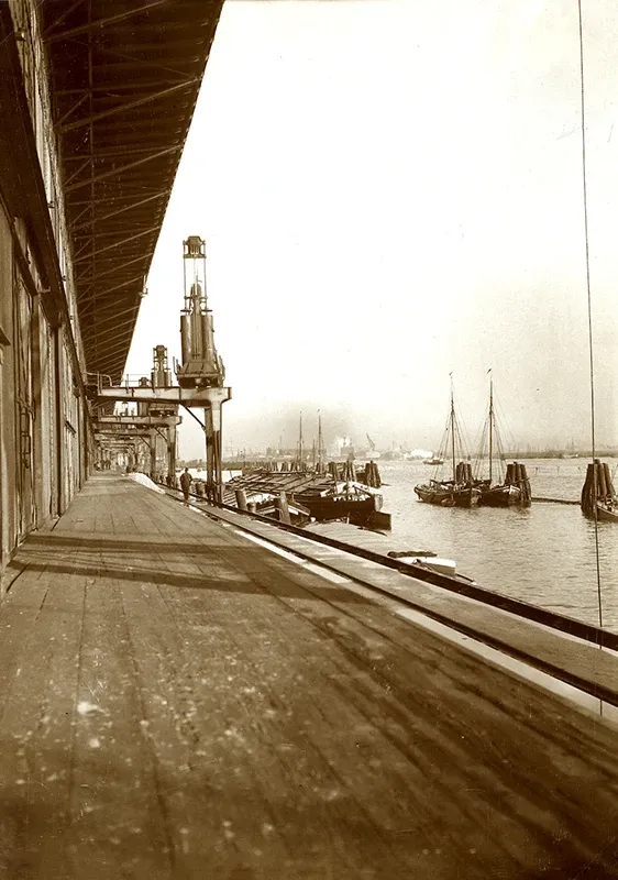Kaianlagen in Neumühlen um 1920 - Elbmeile Hamburg