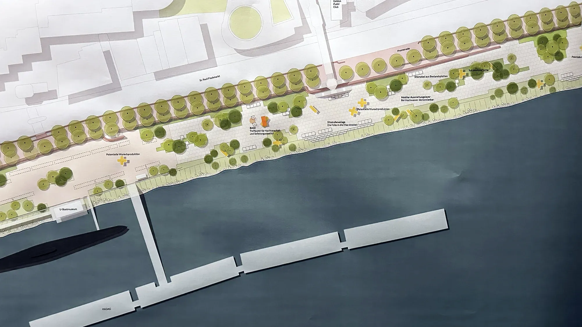 Neugestaltung der Hafenkante 