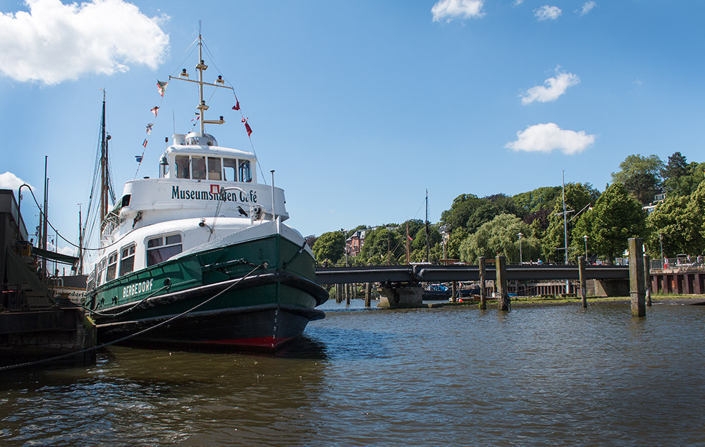 Das Museumshafen – Café - Elbmeile Hamburg