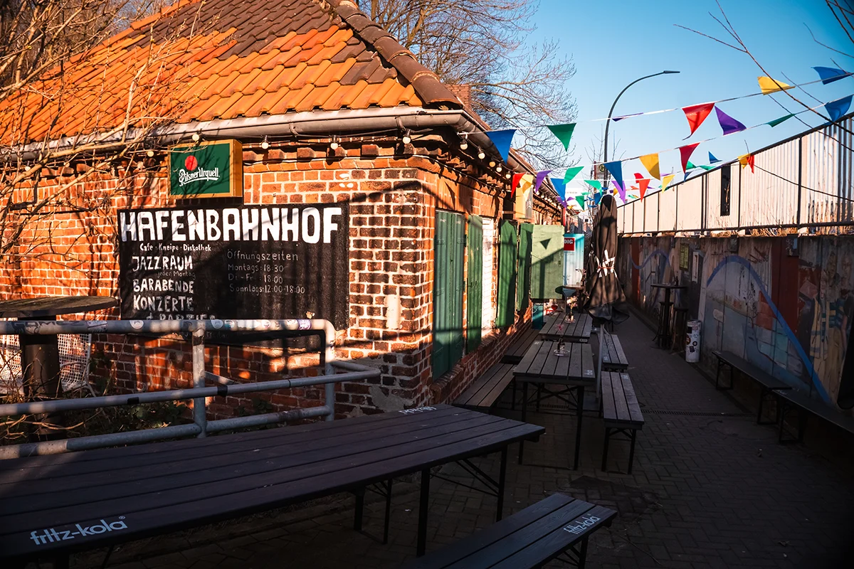 Hafenbahnhof