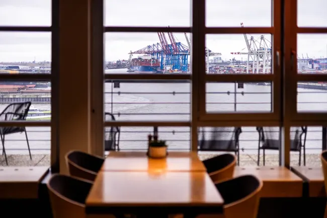 GINN Restaurant auf der elbmeile